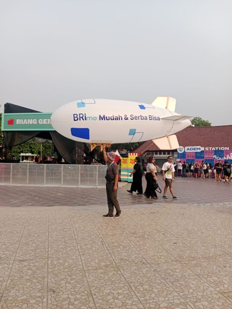 Balon Zeppelin Remote Outdoor BRI (3)